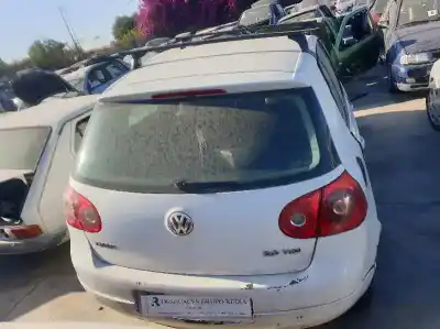 Véhicule à la ferraille volkswagen golf v (1k1) 2.0 tdi 16v de l'année 2003 alimenté bkd