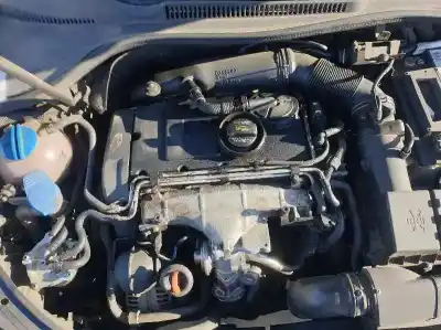 Véhicule à la ferraille volkswagen golf v (1k1) 2.0 tdi 16v de l'année 2003 alimenté bkd