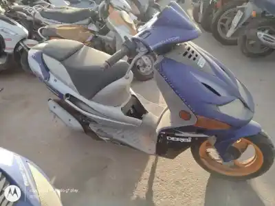 Veículo de Sucata derbi predator 50 49 cm3 do ano 2002 alimentado 