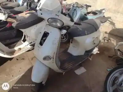 Здавання транспортного засобу piaggio (vespa) et2 49 cm3 року 2000 потужний 