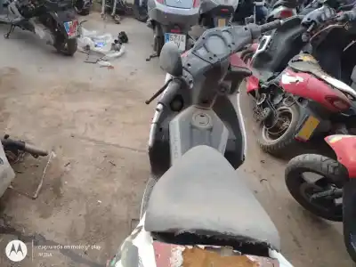 Verschrottungsfahrzeug peugeot jet force / jet c-tech 50 cm3 des jahres 2008 angetrieben 