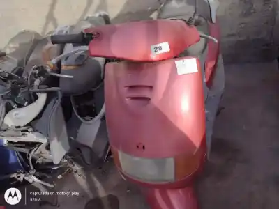 Veículo de Sucata piaggio (vespa) sfera sfera 50 autom. do ano 2002 alimentado 