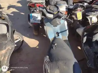 Véhicule à la ferraille aprilia rally 50 49 cm3 de l'année 1997 alimenté 