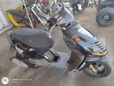 Vehicul casat aprilia                                            sonic                                                                                                                                                                                                                                                       al anului 2004 alimentat 