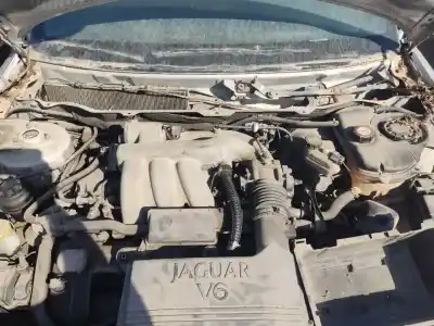 Scrapping Vehicle jaguar x-type i (x400) 3.0 v6 a las 4 ruedas of the year 2001 powered ajv6