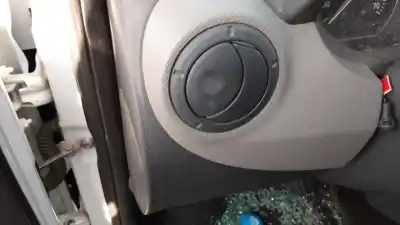 Здавання транспортного засобу dacia logan ii d4f732 року 0 потужний d4f732