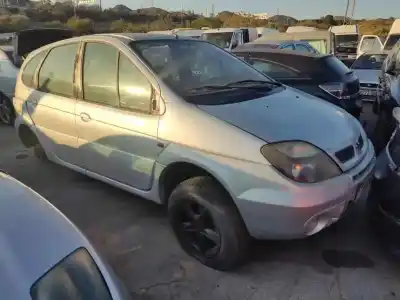 Veicolo di demolizione renault scenic rx4 (ja0) f4r746 dell'anno 2002 alimentato f4r746