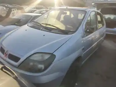 Veicolo di demolizione renault scenic rx4 (ja0) f4r746 dell'anno 2002 alimentato f4r746
