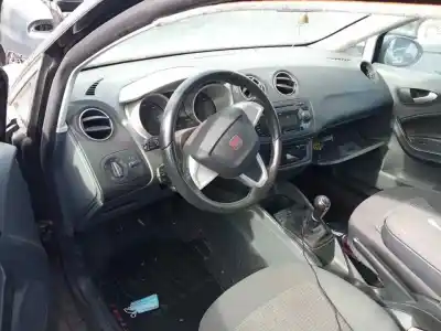Sloopvoertuig seat ibiza berlina (6j5) cayc van het jaar 2010 aangedreven cayc