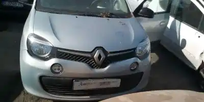Здавання транспортного засобу renault twingo iii h4d 400 року 0 потужний h4d 400