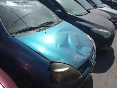 Sloopvoertuig renault clio ii fase ii (b/cb0) k9k700 van het jaar 2004 aangedreven k9k700