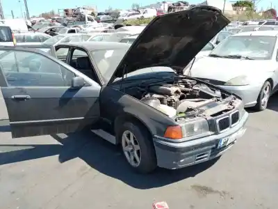 Veículo de Sucata bmw serie 3 berlina (e36) 1.8 16v cat do ano 1991 alimentado 