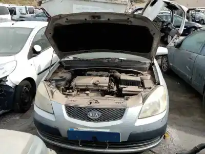 Здавання транспортного засобу kia rio (jb) g4ee року 0 потужний g4ee