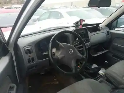 Здавання транспортного засобу nissan pickup (d22) yd25ddti року 2005 потужний yd25ddti