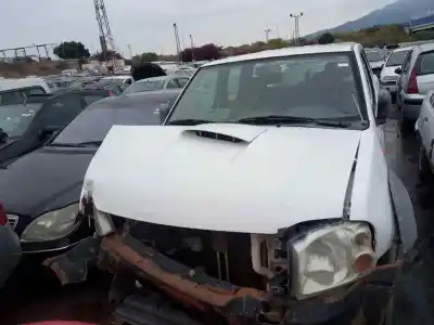 Здавання транспортного засобу nissan pickup (d22) yd25ddti року 2005 потужний yd25ddti