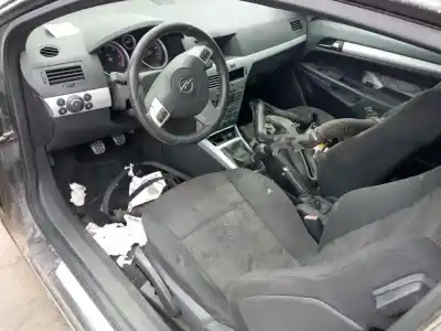 Здавання транспортного засобу opel astra h gtc d-z17dth року 2006 потужний z17dth