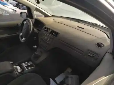 Здавання транспортного засобу ford focus c-max (cap) d-kkda року 2005 потужний kkda