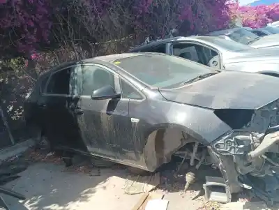 Vehicul casat opel astra j berlina 5p a17dtj al anului 2010 alimentat a17dtj