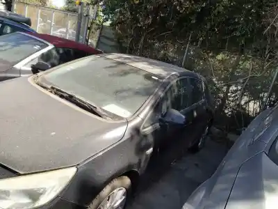 Vehicul casat opel astra j berlina 5p a17dtj al anului 2010 alimentat a17dtj
