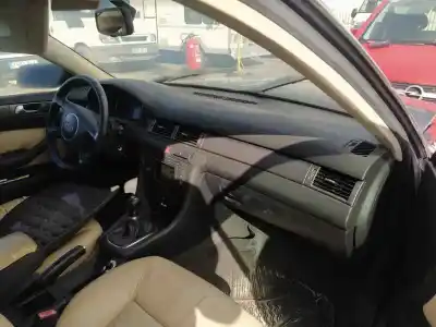 Scrapping Vehicle audi a6 c5 (4b2) 2.4 of the year 2003 powered alw