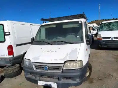 Vehículo de desguace fiat ducato caja abierta, doble cab. (desde 03.02) maxi 2.3 jtd  batalla 3200 del año 2001 con motor f1ae0481c