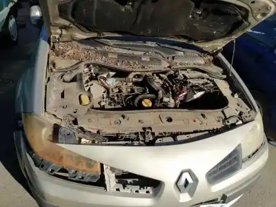 Здавання транспортного засобу renault megane ii berlina 5p f9q804 року 2006 потужний f9q804