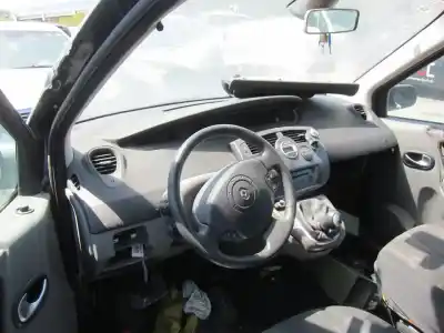 Здавання транспортного засобу renault scénic ii (jm0/1_) 1.9 dci (jm0g, jm12, jm1g, jm2c) року 2005 потужний f9q812