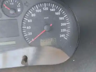Здавання транспортного засобу seat leon (1m1) 1.8 20v року 2004 потужний apg