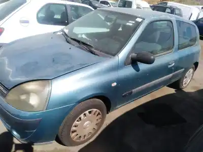 Scrapping Vehicle renault   of the year 2004 powered d7f720