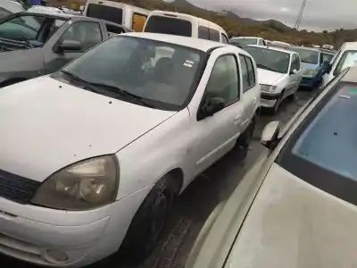 Здавання транспортного засобу renault clio ii fase i (b/cb0) d7f720 року 2002 потужний d7f720