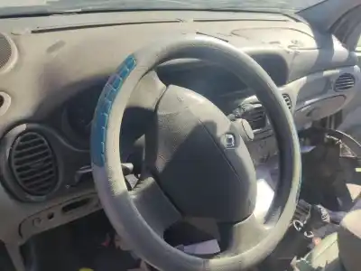 Здавання транспортного засобу renault megane i scenic (ja0) 1.6e alize року 2002 потужний 