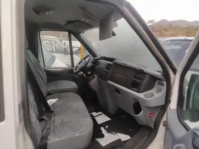 Здавання транспортного засобу ford transit combi (tt9) srfa року 2011 потужний srfa