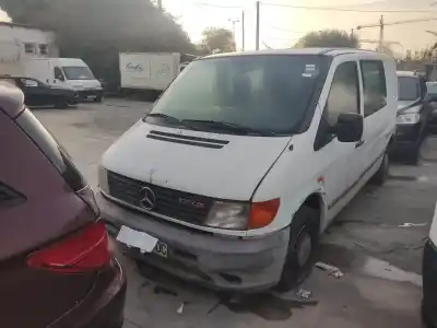 Здавання транспортного засобу MERCEDES-BENZ VITO KOMBI (638) 611.980 року 2002 потужний 611980