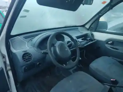 Здавання транспортного засобу renault kangoo i (f/kc0) k4m750 року 2025 потужний 