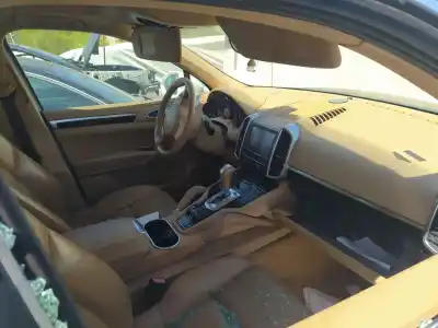 Здавання транспортного засобу porsche cayenne (92a) 4.8 s року 2010 потужний m4802