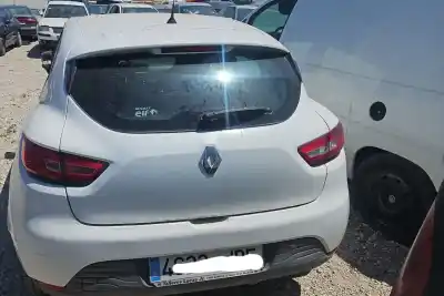 Здавання транспортного засобу renault clio iv d4f740 року 2015 потужний d4f740