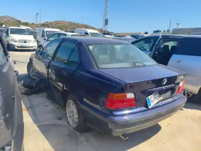 Véhicule à la ferraille bmw                                                serie 3 berlina (e36)                                                                                                                                                                                                                                      1.8 16v cat                                                                                                                                                                                                                                                de l'année 1998 alimenté 
