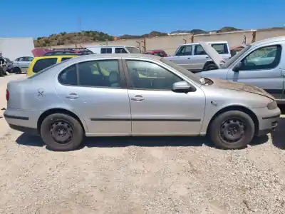 Здавання транспортного засобу seat toledo (1m2) toledo 1m2 року 2000 потужний 