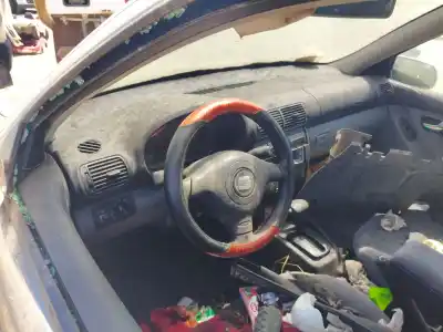 Здавання транспортного засобу seat toledo (1m2) toledo 1m2 року 2000 потужний 
