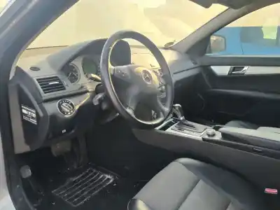 Здавання транспортного засобу mercedes-benz clase c (bm 204) berlina m272948 року 2007 потужний m272948