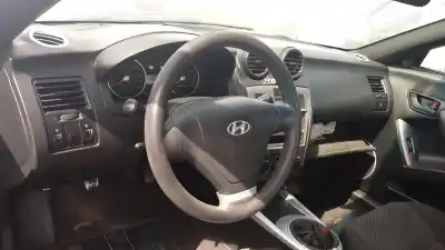 Здавання транспортного засобу renault laguna ii (bg0) laguna ii року 2001 потужний 