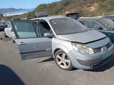 Veículo de Sucata peugeot 206 1.6 i do ano 2004 alimentado 