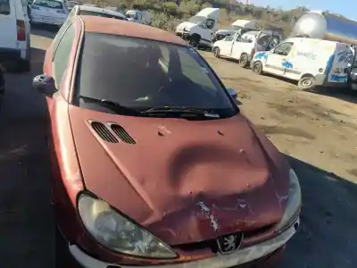 Здавання транспортного засобу BMW SERIE 3 COMPACTO (E46) M52B28 року 2002 потужний M52B28