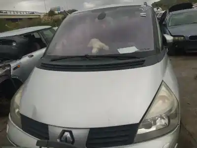 Veículo de Sucata RENAULT ESPACE IV (JK0/1_) 2.2 DCI (JK0H) do ano 2005 alimentado G9T742