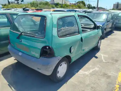 Scrapping Vehicle renault twingo i (c06) d7f700 of the year 1994 powered d7f700
