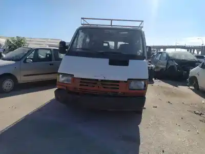 Verschrottungsfahrzeug RENAULT TRAFIC II COMBI  des Jahres 1991 angetrieben 