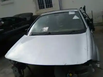 Veículo de Sucata RENAULT MEGANE II COUPE  do ano 2006 alimentado F9Q800