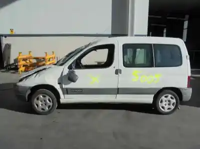 Vehículo de desguace CITROEN                                            BERLINGO                                                                                                                                                                                                                                                   1.9 D Multispace                                                                                                                                                                                                                                           del año 1998 con motor D9B