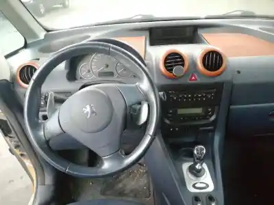 Veículo de Sucata peugeot 1007 sport do ano 2005 alimentado kfv