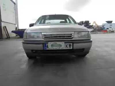 Veicolo di demolizione opel vectra a 2.0 dell'anno 1990 alimentato g-20ne